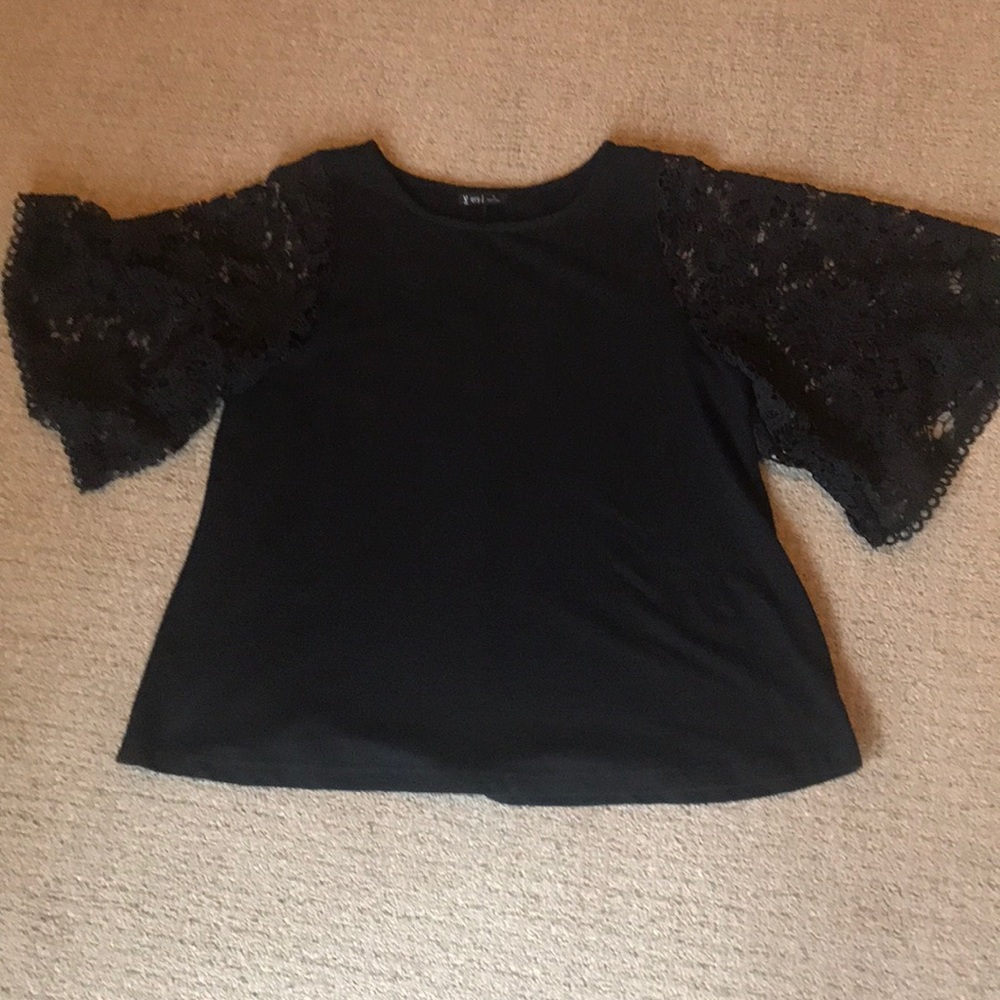 Black knit lace sleeve top